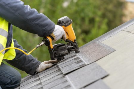 roof-repairing